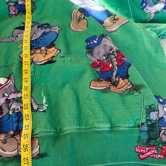 💥💥CLEARANCE!!💥💥 Supreme Green Elephant Print Hoodie Sweater in Large - Picture 8 of 11